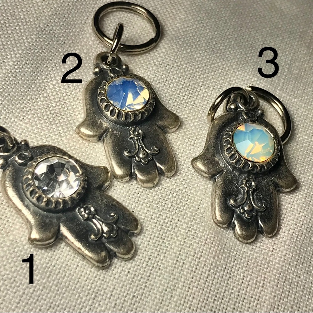 New Hamsa keychain or charm. - Picture 2 of 8